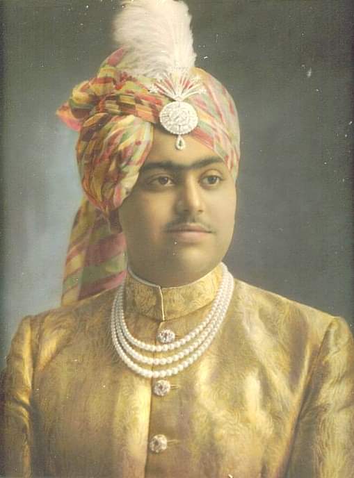 Pictures from Rajput Provinces of India. Pictures of Maharajas, Kings ...
