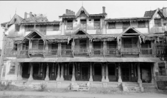 Bamroli Haveli, Vadiya