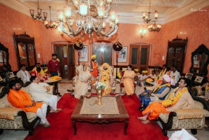 Bastar Maharaja Shrimant Kamal Chandra Bhanjdeo at Bastar Royal Palace, along with Rajmata Saheb Krishna Kumari Devi Ji, in a meeting with people related to Bastar Dussehra festival. (Bastar)