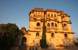 Bhainsrorgarh Fort (Bhainsrorgarh)