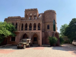 Chotila Darbargadh Palace