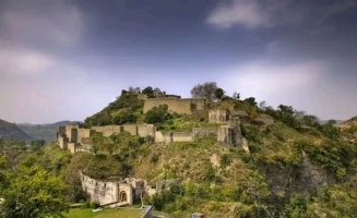 Kangra Fort (Kangra)