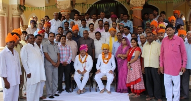 Karauli local people with Maharaja Krishna Chandra Pal and Yuvraj Vivasvat Pal