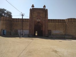 Mahajan Fort (Mahajan)