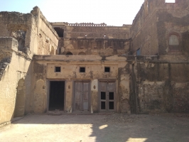 Mahajan Fort (Mahajan)