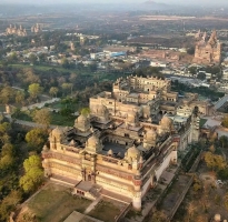 Orchha Fort