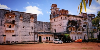 Raghogarh Fort