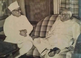 Raja Rananjay Singh with Bharat Ratna V. V. Giri, President of India (Amethi)