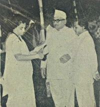 Raja Rananjay Singh with Indira Gandhi, Prime Minister of India (Amethi)