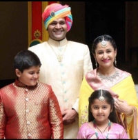 Rajkumar Rudra Pratap Singh with family