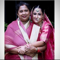 Rajkumari Visalakshi Devi with her daughter-in-law Kumari Deval Sodha