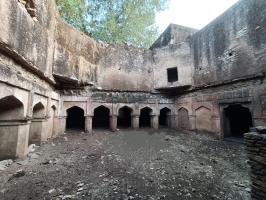 Courtyard of Kharwahi Fort