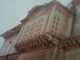 Jharokha if Barauli Fortress (Barauli Rao)