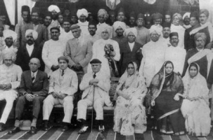 Felicitating ceremony of Babasaheb Ambedkar whose entire education was sponsored by Maharaja Sayajirao Gaekwar