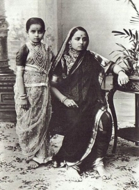 Shrimant Akhand Soubhagyavati Maharani Chimnabai Gaekwad with only daughter Rajkumari Indiraraje (Baroda)