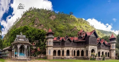 Padam Palace in Rampur, Bashahr (Bushehr) state (Bashahr)