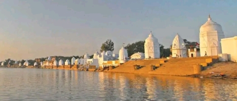Bateshwar Temple built by Maharaja Mahendra Badan Singh Bhadauria of Bhadawar