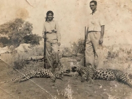 Maharaja Ripudaman Singh Bhadawar during a Leopard hunt (Bhadawar)