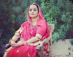 Rani Saheb Manjushree Kunwar wife of Raja Shri Karanveer Singh ji Thakur Sahib of Bhadrajun (Bhadrajun)
