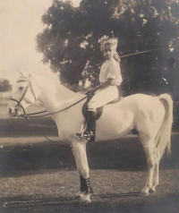 Lt.-Gen. HH Maharajadhiraj Raj Rajeshwar Narendra Shiromani Maharajah Sri SADUL SINGHJI Bahadur (Bikaner)