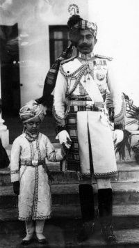 Maj.-Gen.HH Maharajadhiraj Raj Rajeshwar Narendra Siromani Maharaja Sri Sir GANGA SINGHJI Bahadur with his son