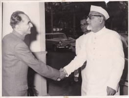 H.H.Raja Sir Anand Chand Bilaspur with President Zakir Hussain of India at Parliamentary Bungalow, Delhi