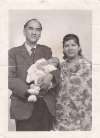 Raja Sir Anand Chand and Rani Lady Sudarshan Chand with Tika Baby Gopal Chand