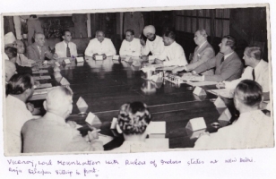 Viceroy Lord Mountbatten with Rulers of Indian States in Delhi