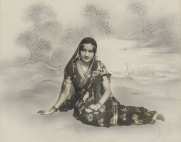 H.H. Maharani Shri Kusum Kunverba Saheba, c. 1920s.