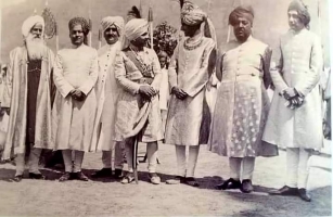 Raja of Kalsia, Raja of Baghat, Raja Rana of Jubbal, Raja of Bilaspur, Raja of Mandi, Raja of Keonthal, Raja of Dhami (Dhami)
