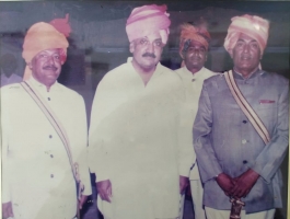Thakur Sahab Inder Singh Ji (left) and Thakur Sahab Pradeep Singh Ji (right) With Maharaja Sahab Gaj Singh Ji ofJodhpur at Dhamli Wedding