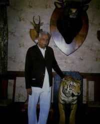 His Highness  Rai-i-Rayan Maharawal Shri Sir LAKSHMAN SINGHJI Bahadur, 33rd Maharawal of Dungarpur 1918/1989