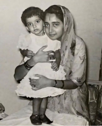 Maharajkumari Sushila Kuwar Baiji Lal Saheba of Dungarpur ( H.H Maharani of Bikaner) with her niece Maharajkumari Kirti Kuwar Baiji Lal Saheb (Rani Kirti Kumari of Sirohi)
