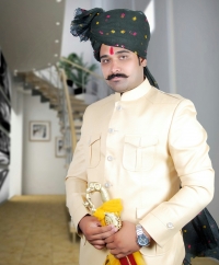 Kunwar Harshvardhan Singh of Gundi Pehla Rawla