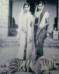 Heerwa Baisa's during the tiger hunt kill