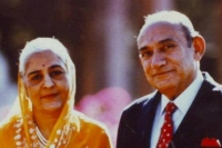 Maharaj Shri Amar Singhji and Rani Surendra Kanwar of Idar (Idar)