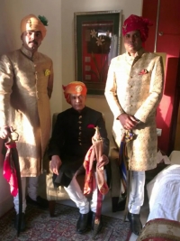 Raja Raghvendra Pratap Singh with his brother Kunwar Digvijay Pratap Singh (Itaunja - Raipur Ekdaria)