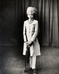 Childhood photo of Brig. His Highness Raj Rajendra Shri Maharajadhiraj Sir Sawai BHAWANI SINGHJI Bahadur M.V.C. Maharaja of Jaipur 1970/2011 (Jaipur)