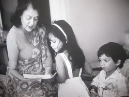 Maharani Gayatri Devi with grandchildren Lalitya and Divraj (Jaipur)
