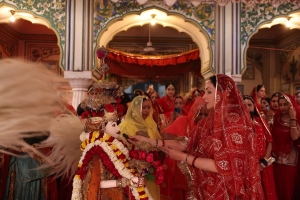 Princess Diya Kumari of Jaipur performs the rituals of Gangaur Puja (Jaipur)
