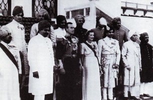 The Mountbattens with the Jaipur Maharaja and Maharaja of Kapurthala (Jaipur)