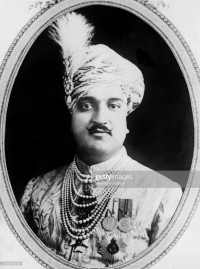 Portrait of Maj.-Gen. His Highness Maharaja Shri Sir HARI SINGH Bahadur Maharaja of Jammu and Kashmir Circa 1920-1939. (Jammu And Kashmir)