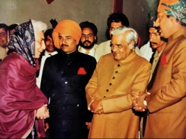 Maharaj Kumar Vikramaditya Singh Judev with late former prime minister Atal Bihari Vajpayee and his uncle Kumar Dilip Singh Judev and Rajmata Kota Shiv Kumari Ji