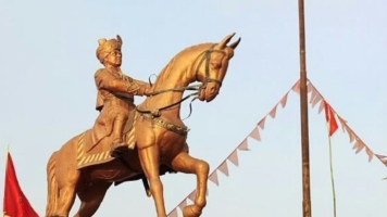 Statue of Maharaja Vijay Bhushan Singh Chauhan Judeo