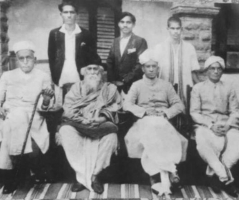 H.H. Maharaja Sri Vikram Dev IV, Sri Rabindranath Tagore, Sri Dr. Sarvapalli Radhakrishnan and Nobel Laureate Sri Dr. C.V. Raman, in Andhra University, Visakhapatnam