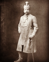 Statue of Maharaja Sir Vikram Dev III