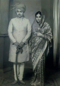 Th.Sa. Ummed Singh Panwar and Thakurani Sahiba Janak Kunwar Ba Sahiba (Jhadol)