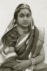 Rani Rupamanjari Debi, wife of Raja Narasingha Malla Deb of Jhargram Raj (Jhargram)