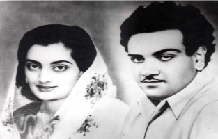 His Highness Raj Rajeshwar Maharajadhiraj Shri HANWANT SINGHJI Sahib Bahadur, Maharaja of Jodhpur with his wife Her Highness Maharani Krishna Kumari Ba Sahiba of Dhrangadhra. (Jodhpur)