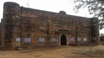 Fort Kachroda (Kachroda)